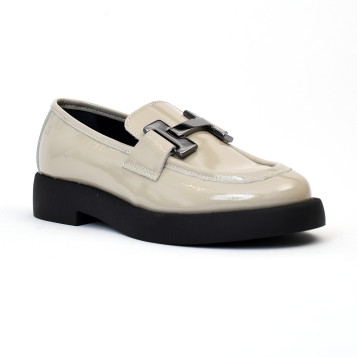 Mocassin holly creme. JB Martin