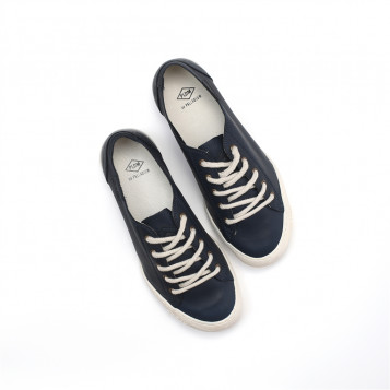 Baskets game vit blue Palladium